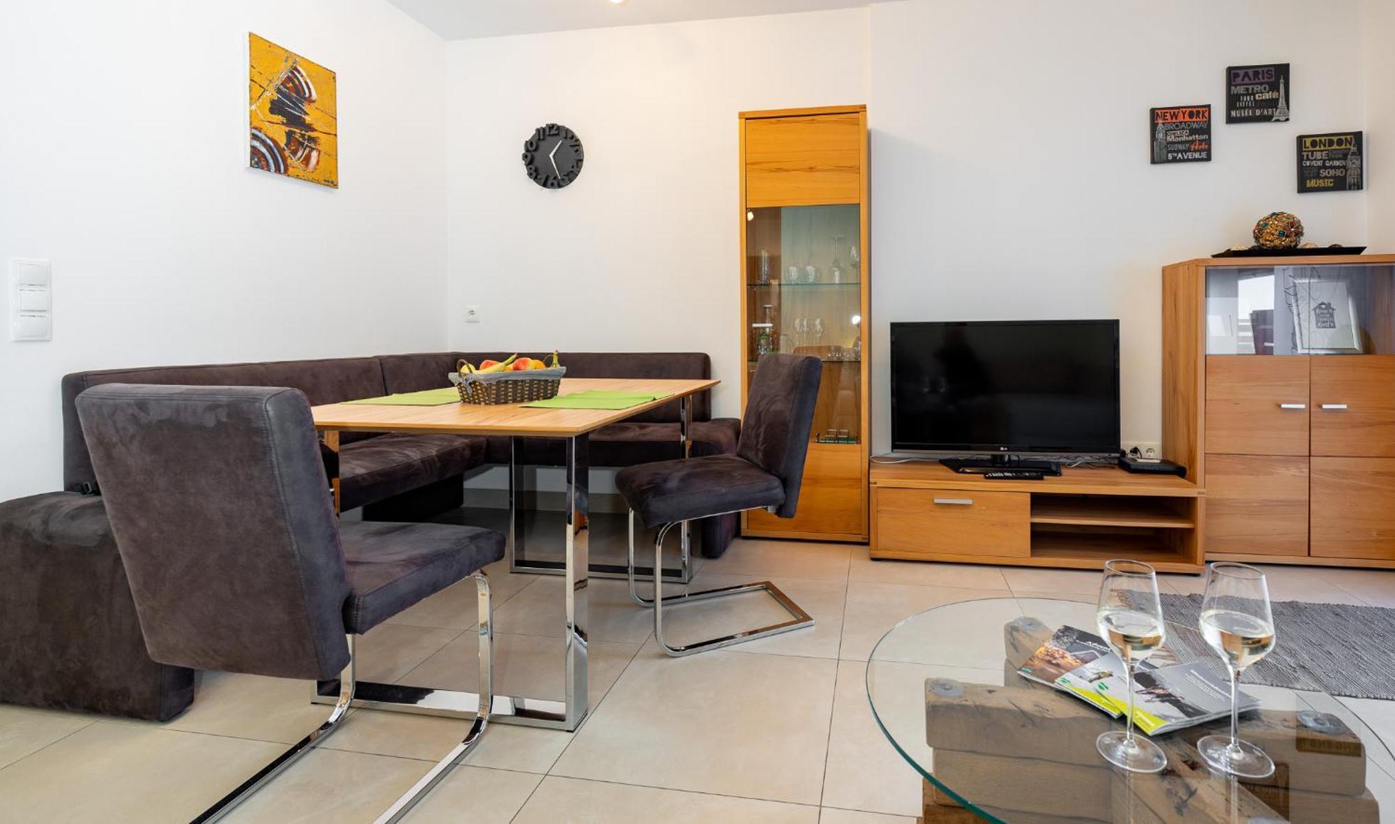 Appartement Klosterhuegel Haus im Ennstal Eksteriør bilde