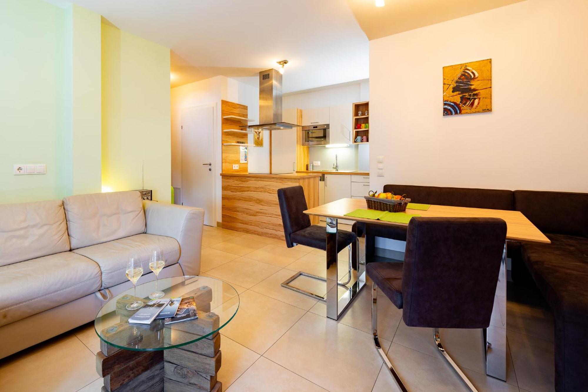 Appartement Klosterhuegel Haus im Ennstal Eksteriør bilde