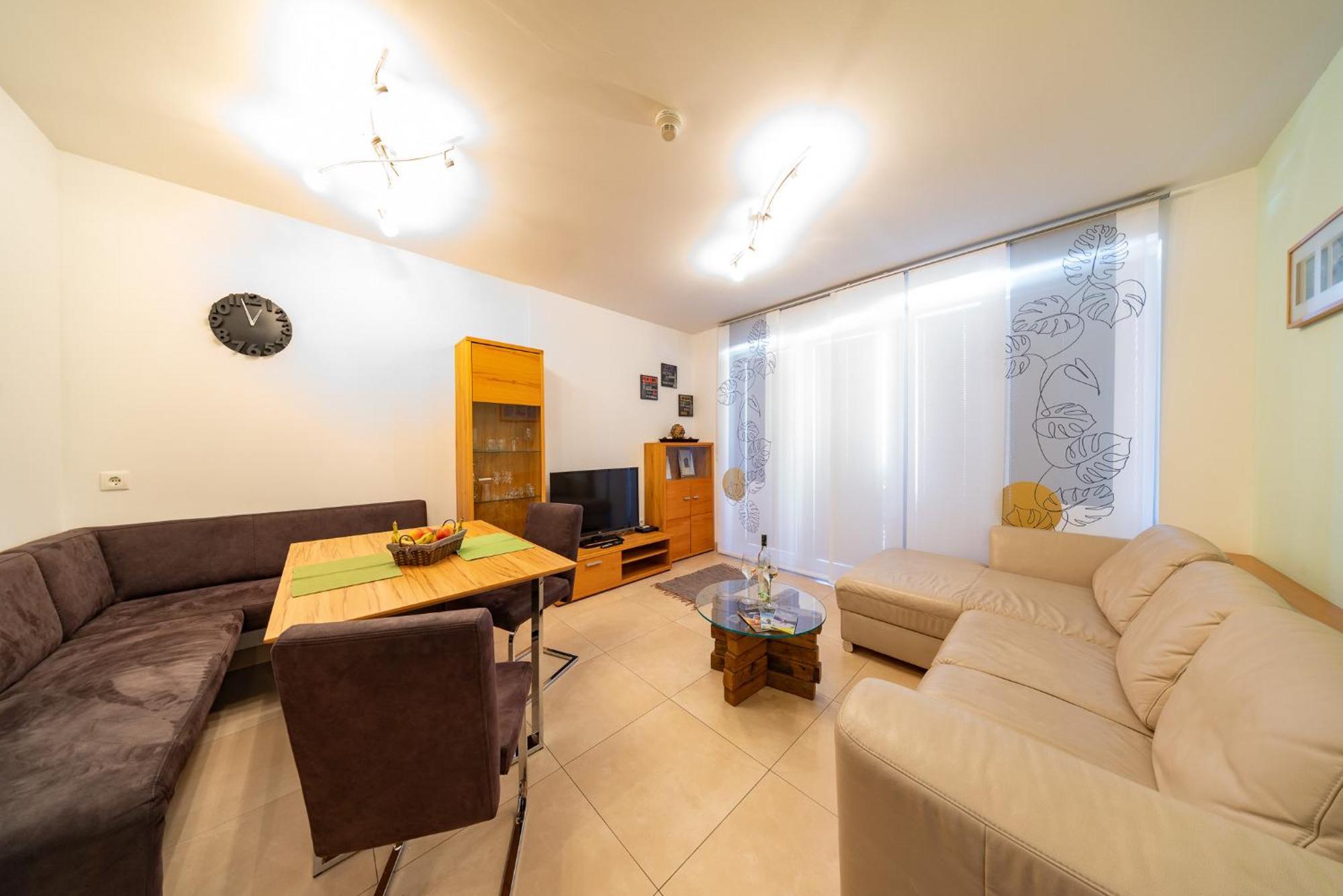 Appartement Klosterhuegel Haus im Ennstal Eksteriør bilde